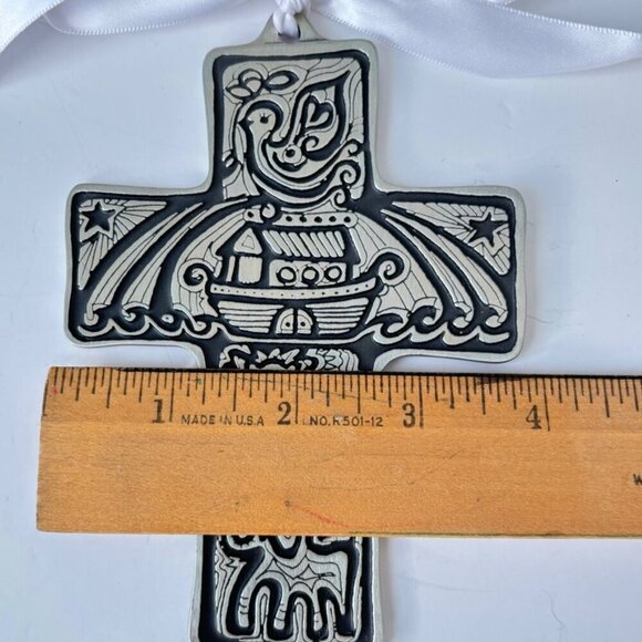 Vtg Handmade Metal Cross Child Baby Noahs Ark Bird‎ Lion Artisan Gift 5" Wall - Picture 6 of 6